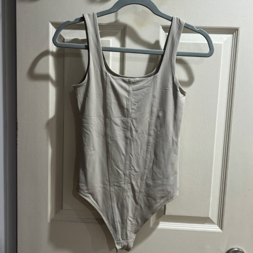 Women’s house of Harlow double lined tank bodysuit